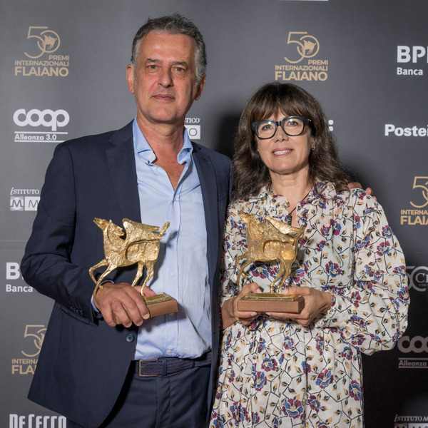 Cristiana Farina E Maurizio Careddu Backdrop